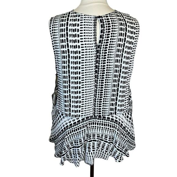 Ava & Viv Womens Size 3X Peplum Sleeveless Blouse Top Black White Flowy NWT - Picture 8 of 16